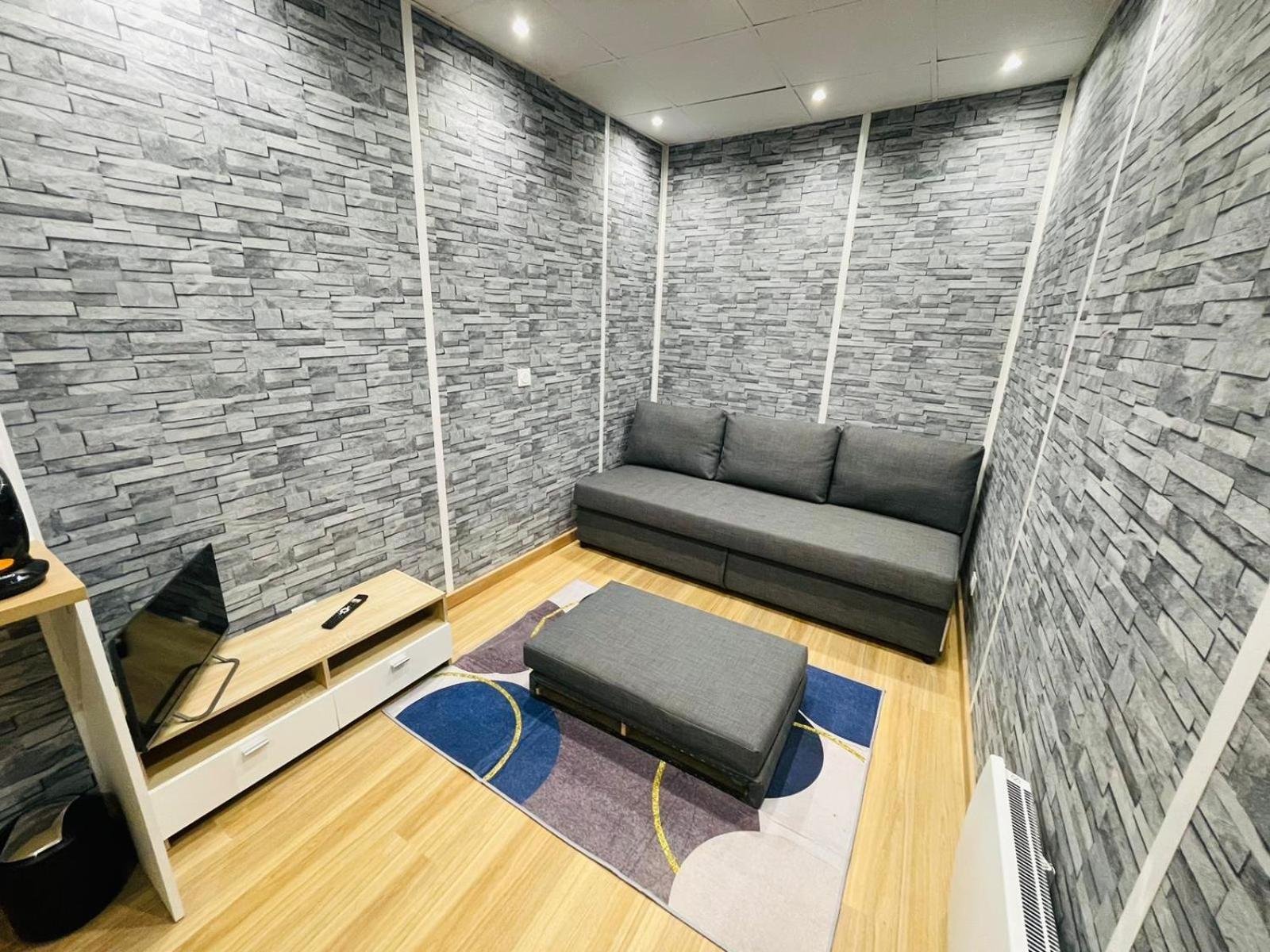 Studio Confortable- Disneyland Paris - Val D Europe - Plein Centre Ville Meaux - 2 Pers Extérieur photo